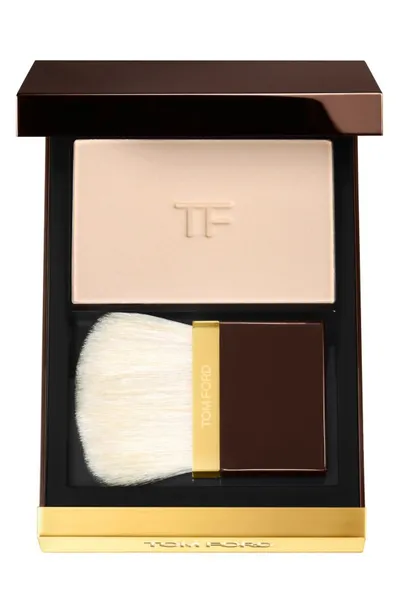 Tom Ford Translucent Finishing Powder (Transparentny puder prasowany)