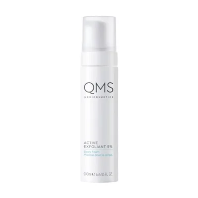 QMS Medicosmetics Active Exfoliant 5% Body Foam (Delikatnie złuszczająca i rewitalizująca pianka do ciała)