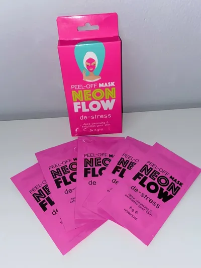 Maxbrands Neon Flow, Pink De-stress Peel-off Mask (Neonowa maska peel-off)