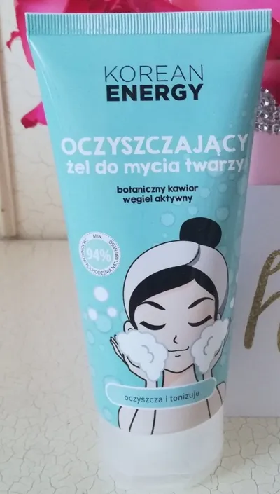 Korean Energy Oczyszczający żel do mycia twarzy