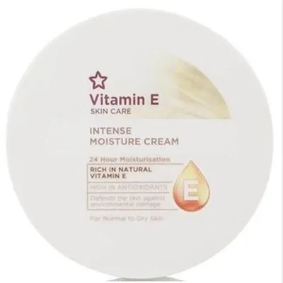 Superdrug Vitamin E Skin Care, Intense Moisture Cream (Krem intensywnie nawilżający)