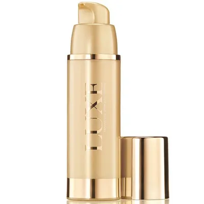 Avon Luxe, Fabulous Finish Primer (Matująca baza pod makijaż)