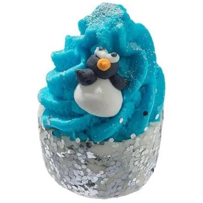 Bomb Cosmetics Penguin Kisses, Bath Mallow (Kremowa babeczka do kąpieli `Miętowy pingwinek`)
