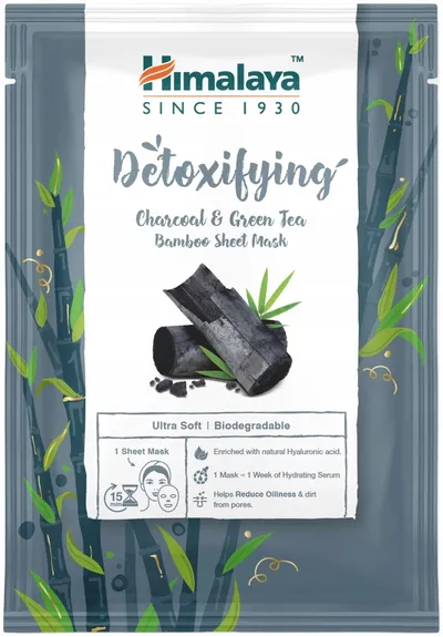 Himalaya Herbals Detoxifying Charcoal & Green Tea Bamboo Sheet Mask (Detoksykująca maska do twarzy na tkaninie z węglem i zielona herbatą)
