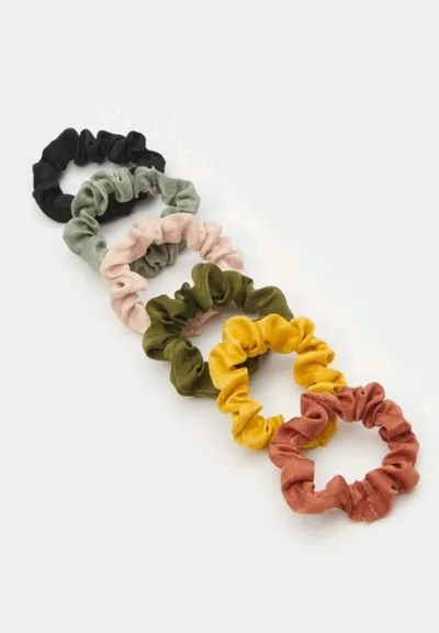 Sinsay Hair Scrunchies (Zestaw gumek do włosów welurowych)