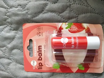 Action So Me, Strawberry Lip Balm (Balsam do ust `Truskawka`)