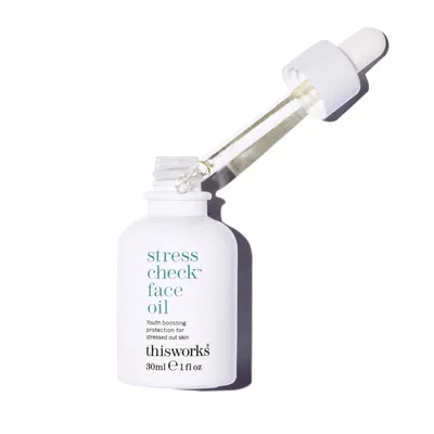 This Works Stress Check Facial Oil (Uspokajający olejek do twarzy)