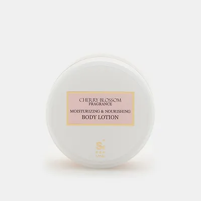 Sinsay Moisturizing & Nourishing Body Lotion Cherry Blossom Fragrance (Balsam do ciała o zapachu kwiatu wiśni)