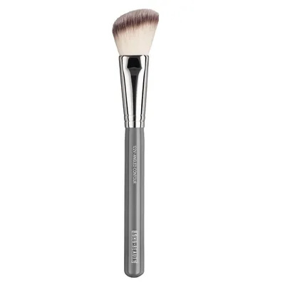 Boho Beauty Classic Vegan,  Angled Contour Brush 122V (Pędzel do konturowania i różu)
