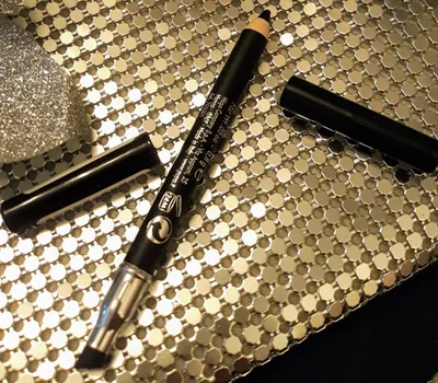 Inglot Jennifer Lopez x Inglot, Eye Pencil (Kredka do powiek z gąbką)