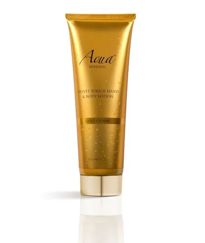 Aqua Mineral Gold Charm, Velvet Touch Hand & Body Lotion (Mleczko do ciała i dłoni)