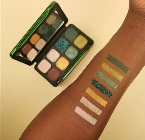 Revolution Beauty (Makeup Revolution) Forever Flawless Dynamic Everlasting Eyeshadow Palette (Paleta cieni do powiek) - 2