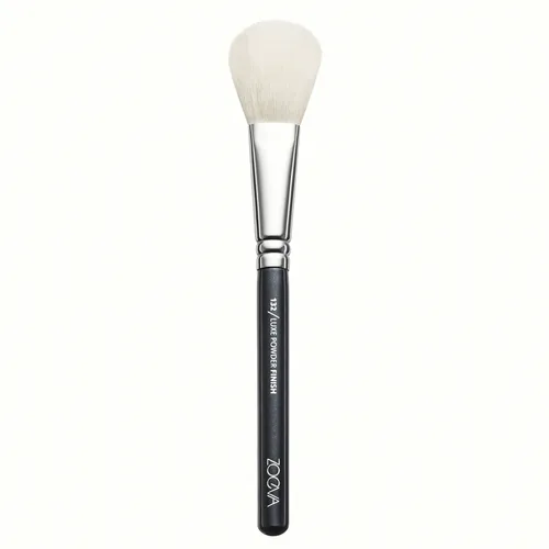 Zoeva 132 Luxe Powder Finish Brush (Pędzel do rozswietlacza)