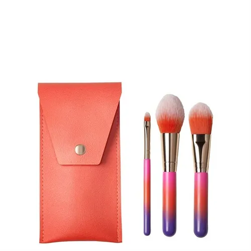 Avon Zestaw pędzli do makijażu w etui