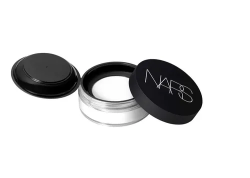 Nars Light Reflecting Loose Setting Powder (Puder do twarzy (nowa wersja))