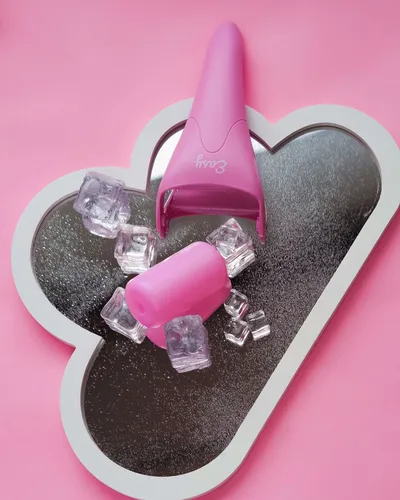 Easy Cool Tools Ice Roller (Chłodzący roller do twarzy i ciała) - 5