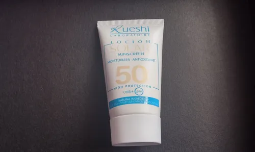 Kueshi Locion Solar, Sunscreen Moisturizer  SPF50 (Krem do opalania) - 2