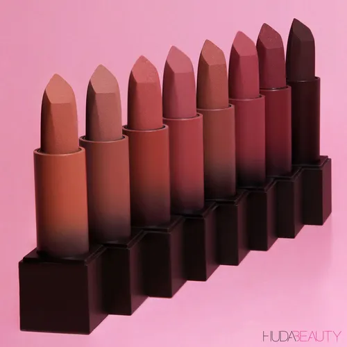 Huda Beauty The Rose Collection, Power Bullet Matte Lipstick (Matowa pomadka do ust) - 2