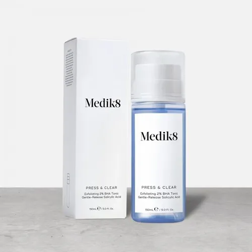 Medik8 Press & Clear Exfoliating 2% BHA Tonic (Tonik złuszczający z kwasami BHA 2%)