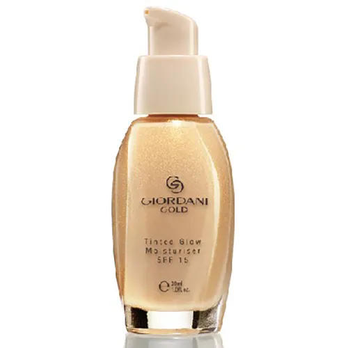Oriflame Giordani Gold, Tinted Glow Moisturiser SPF 15 (Nawilżający krem koloryzujący)