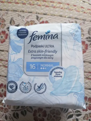 Femina Ultra Extra-Skin Friendly Normal, Podpaski z kwasem mlekowym - 1
