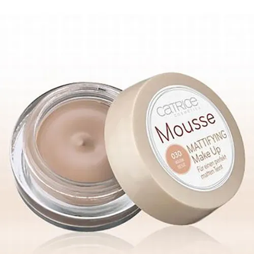 Catrice Mousse Mattifying Make-up (Podkład matujący w musie)