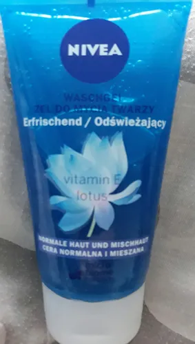 Nivea Odświeżający żel do mycia twarzy z kwiatem lotosu i witaminą E, Cera normalna i mieszana - 2