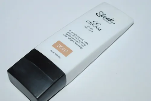 Sleek Make Up CC Cream (Krem CC) - 2