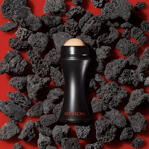 Revlon Volcanic Stone Oil-Absorbing Roller (Roller pochłaniający sebum)