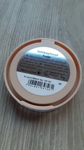 Cien Mattifying Pressed Powder (Matujący puder do twarzy) - 2