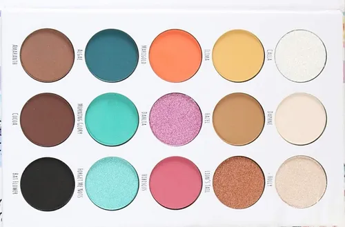 MIYO Miyo x Beauty V Tricks, Insta Glam Eyeshadow Palette (Paleta 15 cieni) - 2