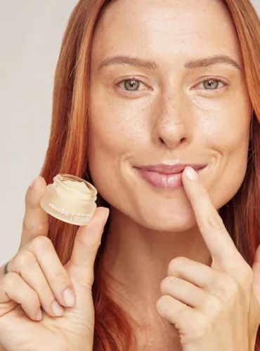Resibo Kojący balsam do ust `Lip Lip Hooray!` (różne rodzaje) - 3