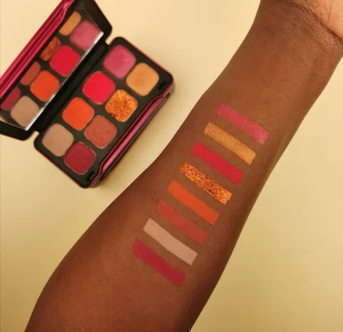 Revolution Beauty (Makeup Revolution) Forever Flawless Dynamic Dynasty Eyeshadow Palette (Paleta cieni do powiek) - 2