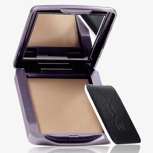 Oriflame The ONE, Matte Velvet Powder (Matujący puder prasowany)