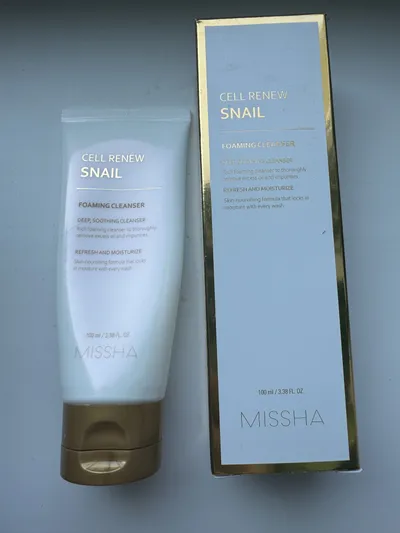 Missha Cell Renew Snail, Foaming Cleanser (Pianka w żelu do oczyszczania twarzy)