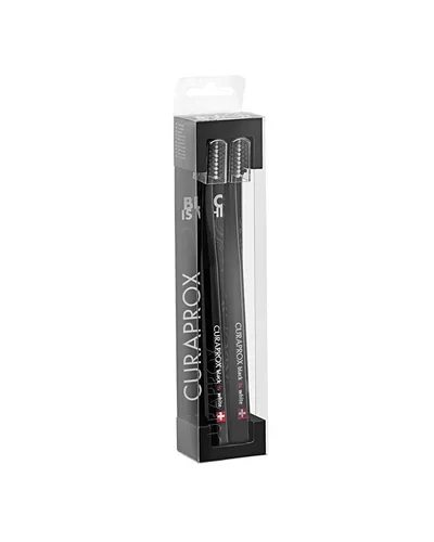 Curaprox Black is White Toothbrush (Wybielająca szczoteczka do zębów)