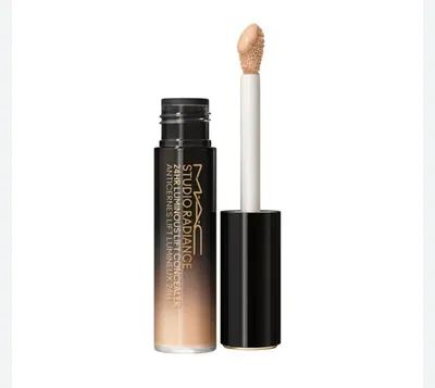 MAC Studio Radiance, 24HR Luminous Lift Concealer (Kryjąco-rozświetlający korektor pod oczy)