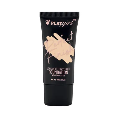 Playgirl Perfect Finish, Longwear Foundation (Kryjący podkład do twarzy)