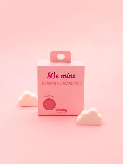 Sinsay Be Mine, Silicone Skincare Socks (Skarpetki pielęgnacyjne)