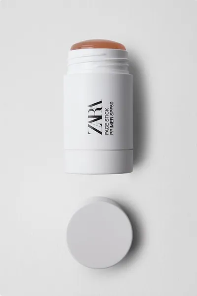Zara Ski Collection, Face Stick Primer SPF50 (Ochronny sztyft do twarzy SPF50)