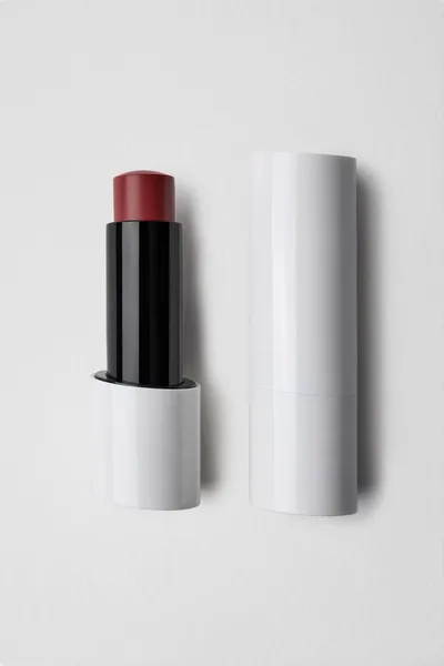 Zara Velvet Pinch, Matte Lip Balm (Matowy balsam do ust)