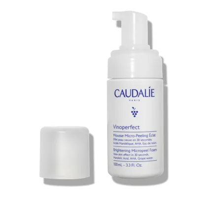 Caudalie Vinoperfect, Brightening Micropeel Foam (Rozjaśniająca pianka mikropeelingująca)