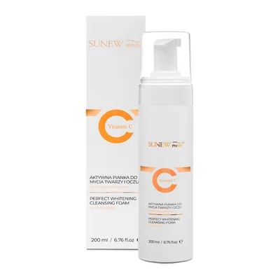 Sunew Med+, Perfect Whitening Cleansing Foam (Aktywna pianka do mycia twarzy i oczu z witaminą C)