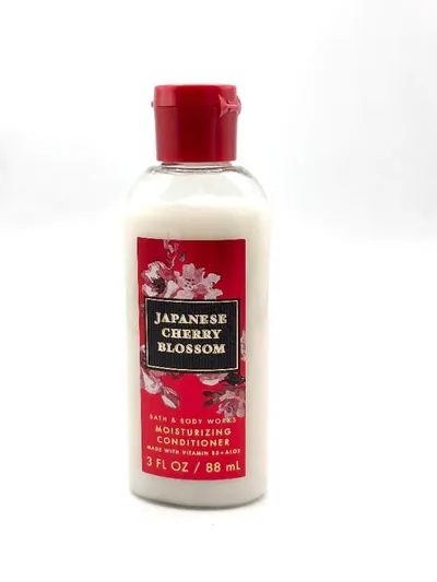 Bath & Body Works Japanese Cherry Blossom, Moisturising Conditioner (Kwiat wiśni, Nawilżająca odżywka do włosów)