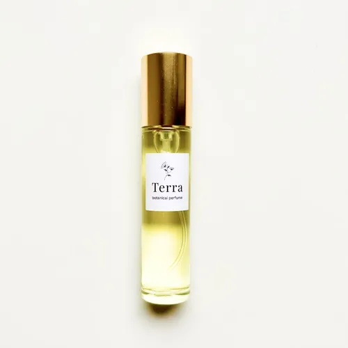 Ziołowa Wyspa Terra, Naturalne perfumy w olejku