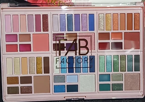 Fab Factory Artist Dream, Luxery Make-up Palette (Paleta do makijażu twarzy i oczu)