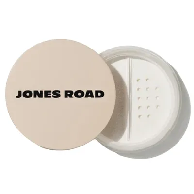 Jones Road Tinted Face Powder (Sypki puder utrwalający)