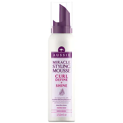 Aussie Miracle Styling Mousse Curl Define + Shine (Pianka do włosów kręconych)