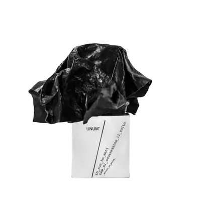 Filippo Sorcinelli Unum Collection, Io Non ho Mani Che mi Accarezzino il Wolto Parfum
