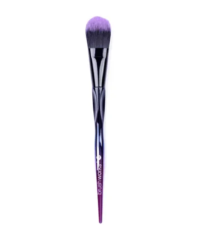 Brushworks HD Foundation Brush (Pędzel do podkładu)
